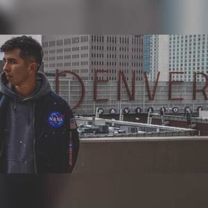 Meet your Posher, Esteban